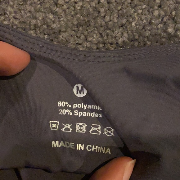 Workout tank top - Picture 3 of 3